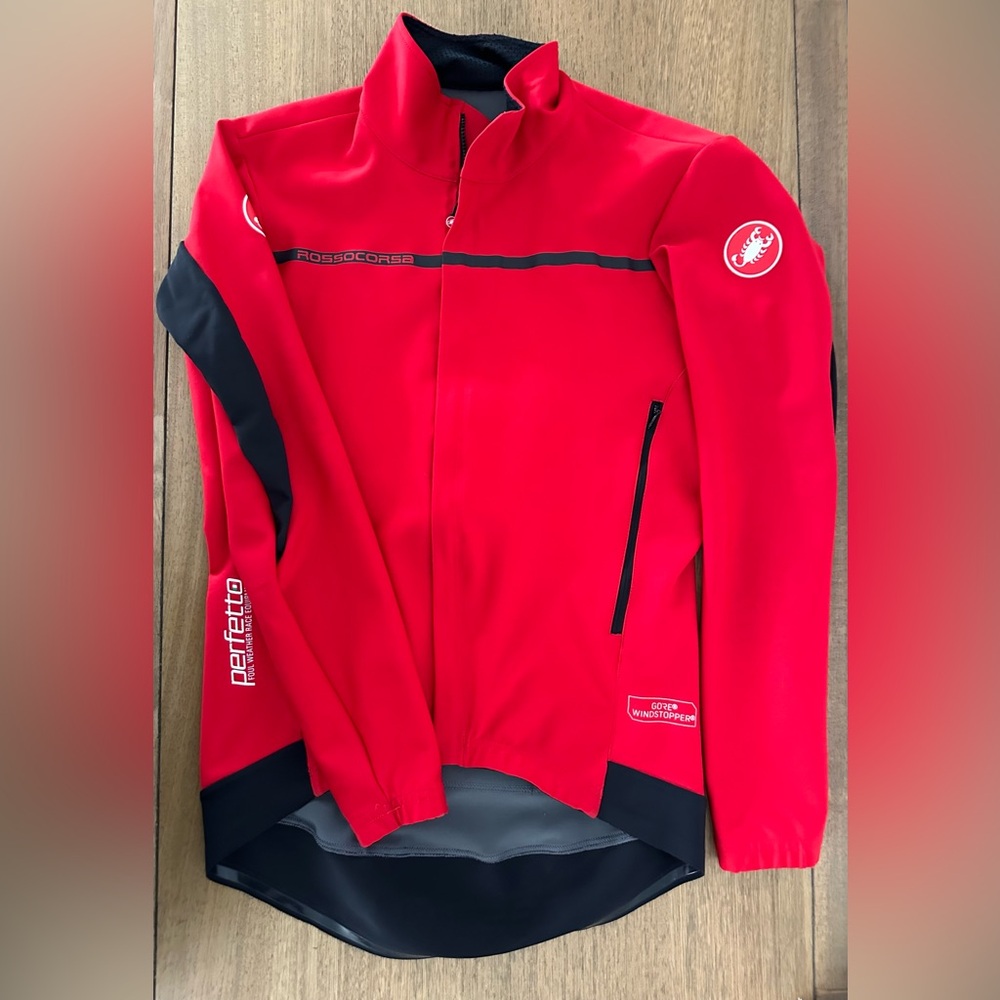Castilli men’s Cycling wind stopper jacket size medium great condition